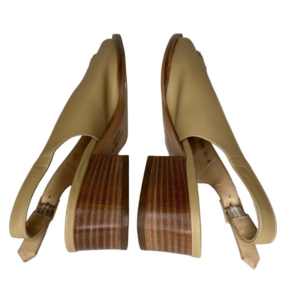 Salvatore Ferragamo Made in Italy Leather Women’s Sandals - Size: 8 1/2 B - Picture 6 of 16